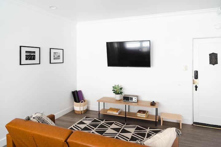 Cozy Loft In Downtown Long Beach Arts District - Long Beach, CA