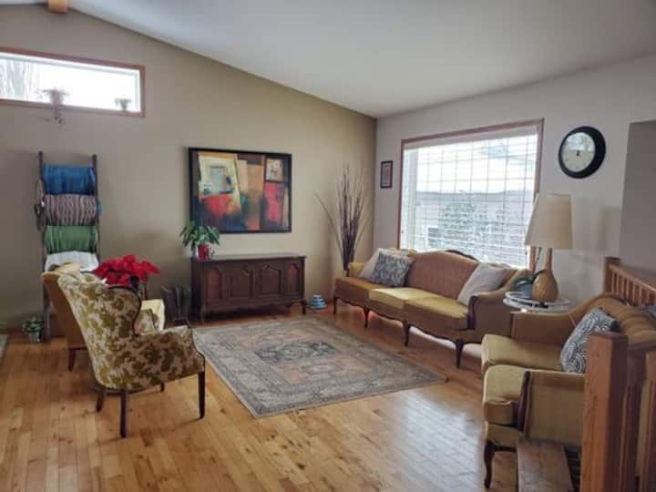 Olds Vacation Rentals & Homes Alberta, Canada Airbnb