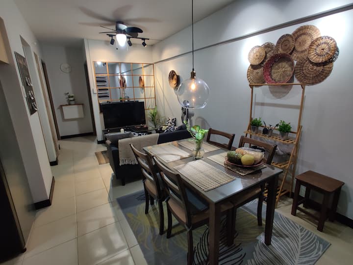 ♥Serene 2br Condo | 3pools/fibrwifi/netflix @Alea♥ - Imus