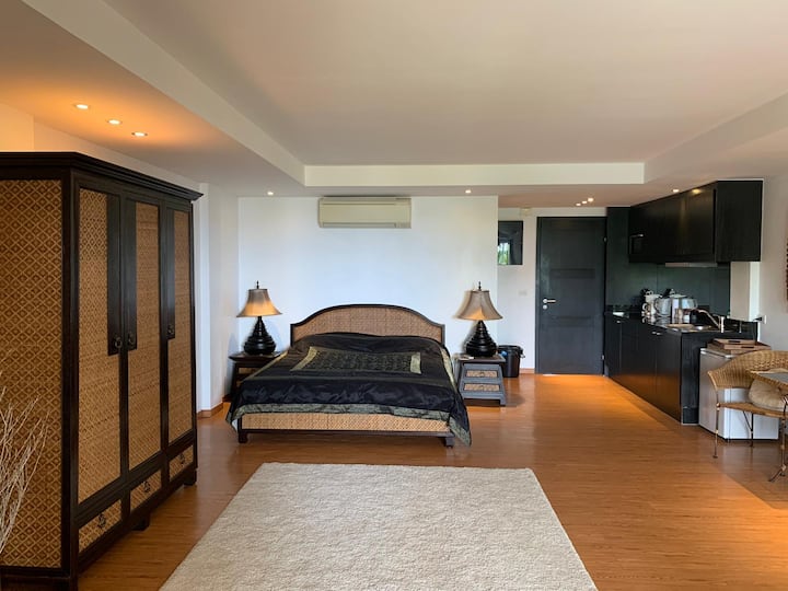 Bračni krevet (širine 180 - 200 cm)