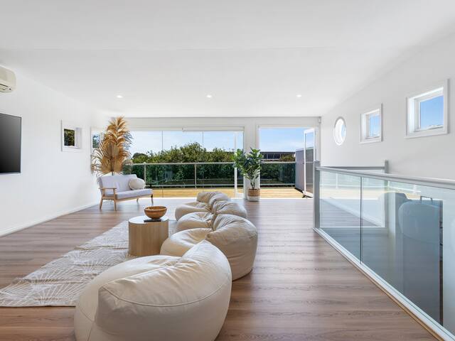 Rye Baby by Ready Set Stay- Home and Guest House gallery image 3