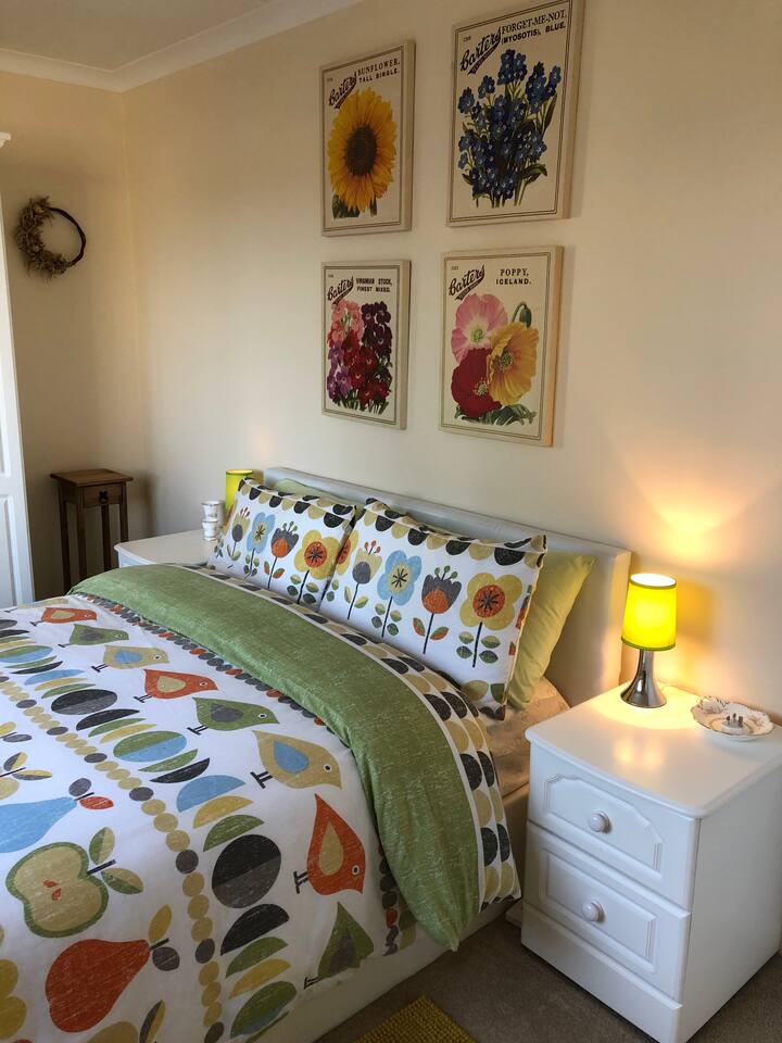 Sully Holiday Rentals & Homes Wales, United Kingdom Airbnb