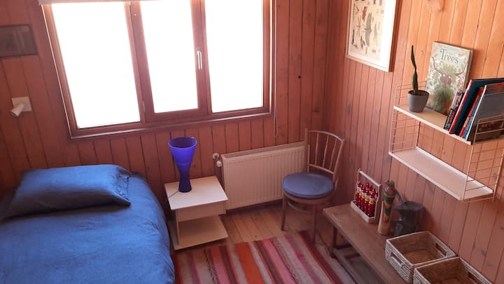 Habitación 2 con 3 camas