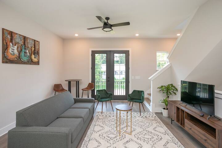 Stay Wandering managed Airbnb listing 3
