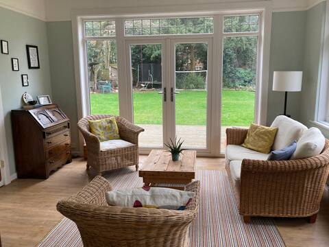 Spacious Family Home with Large Garden near Beach