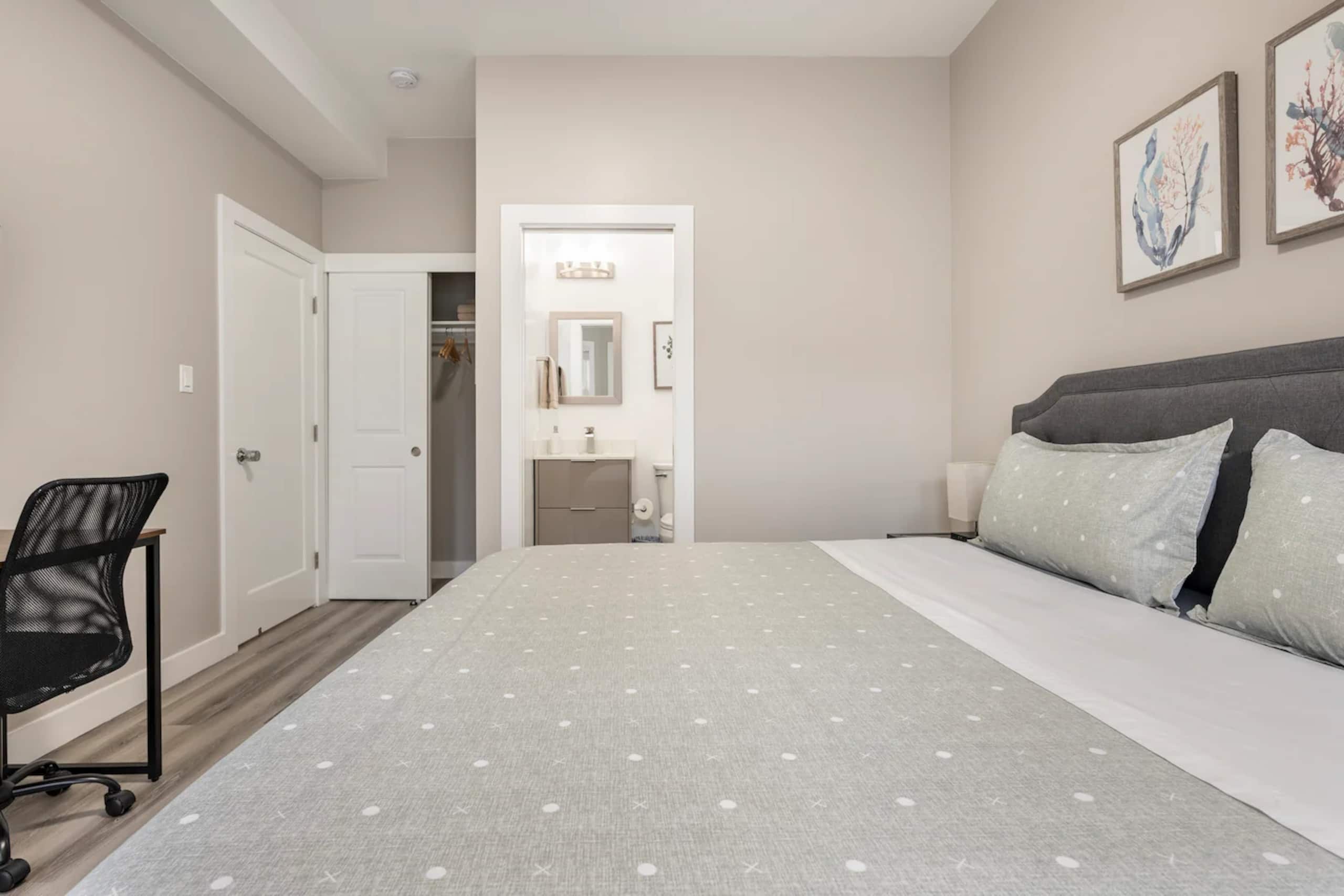 Townhouse in San Francisco · ★4.92 · 3 bedrooms · 3 beds · 3 baths - Image 26