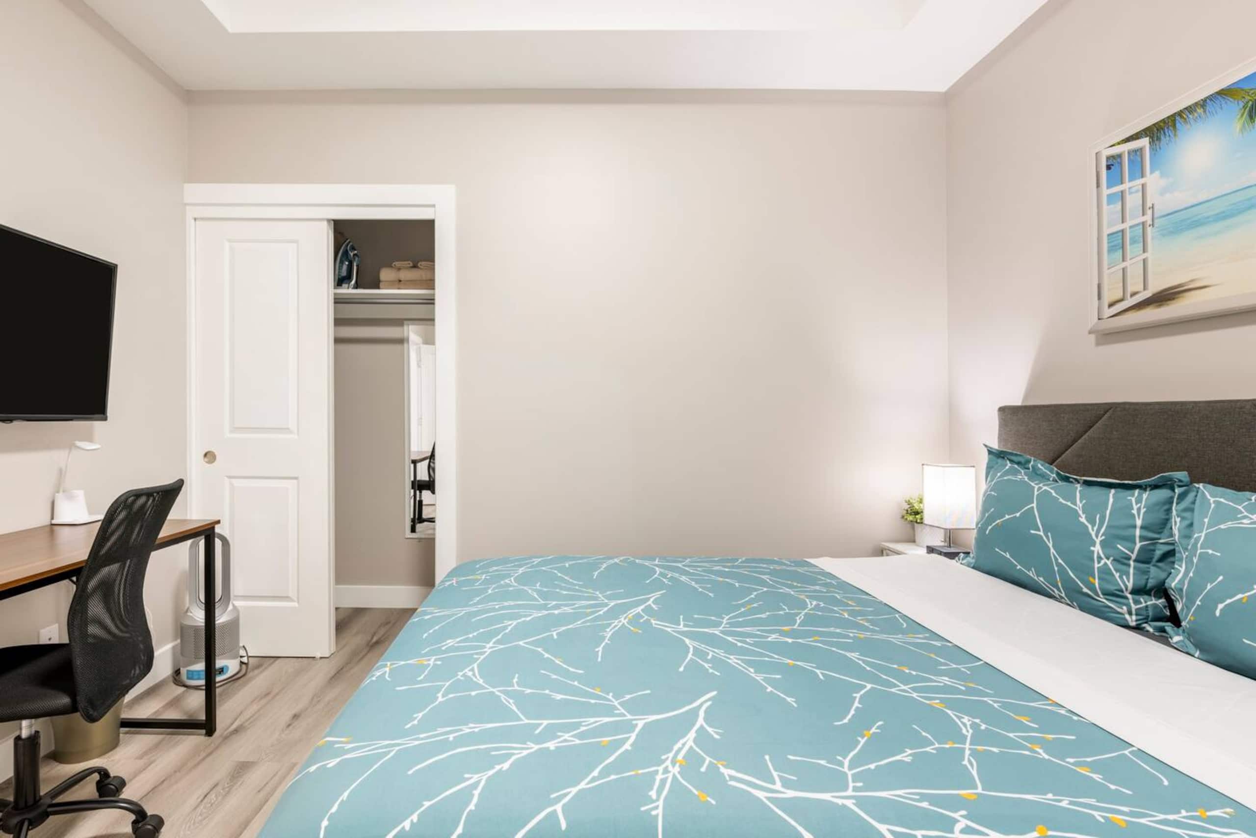 Townhouse in San Francisco · ★4.92 · 3 bedrooms · 3 beds · 3 baths - Image 23