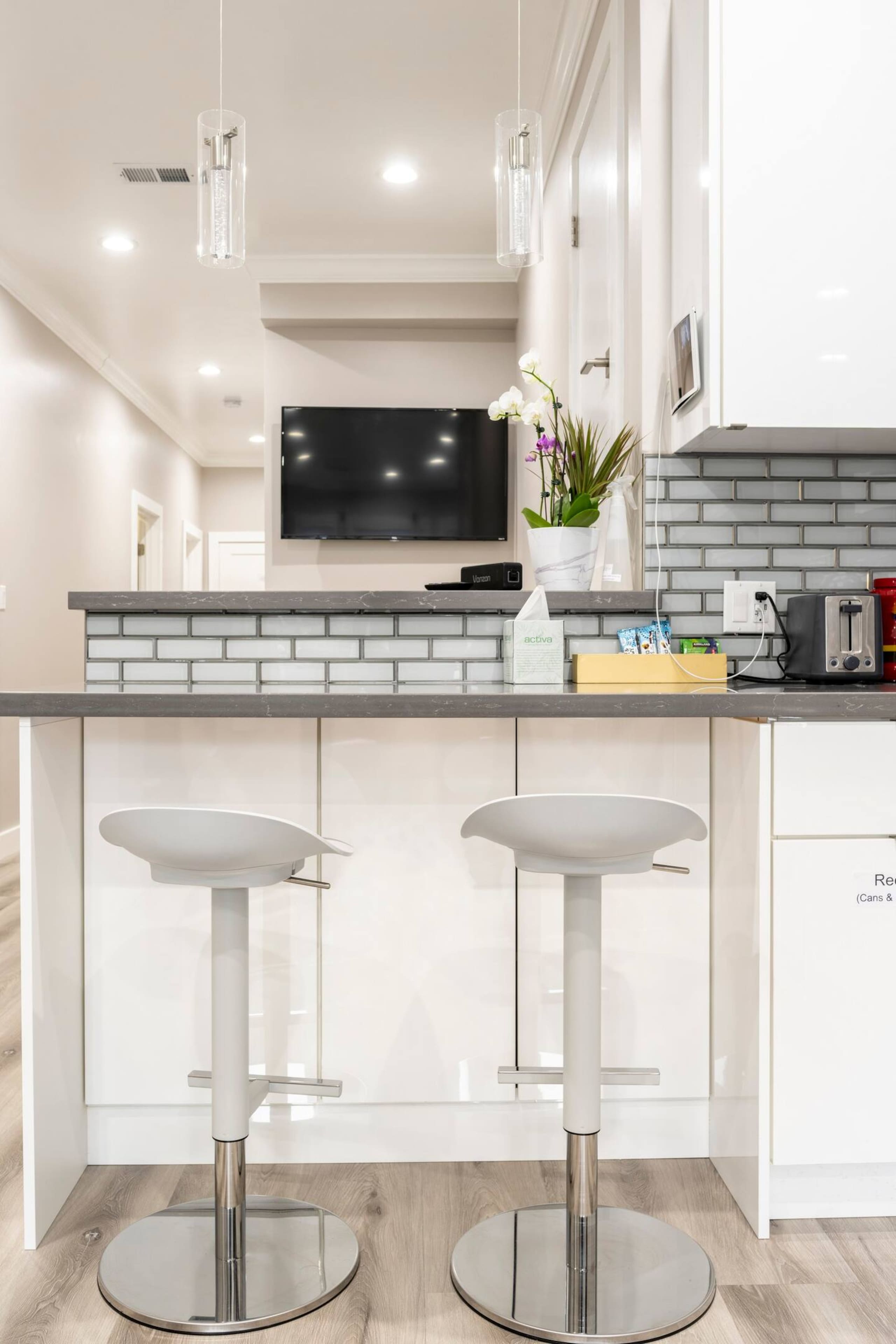 Townhouse in San Francisco · ★4.92 · 3 bedrooms · 3 beds · 3 baths - Image 9