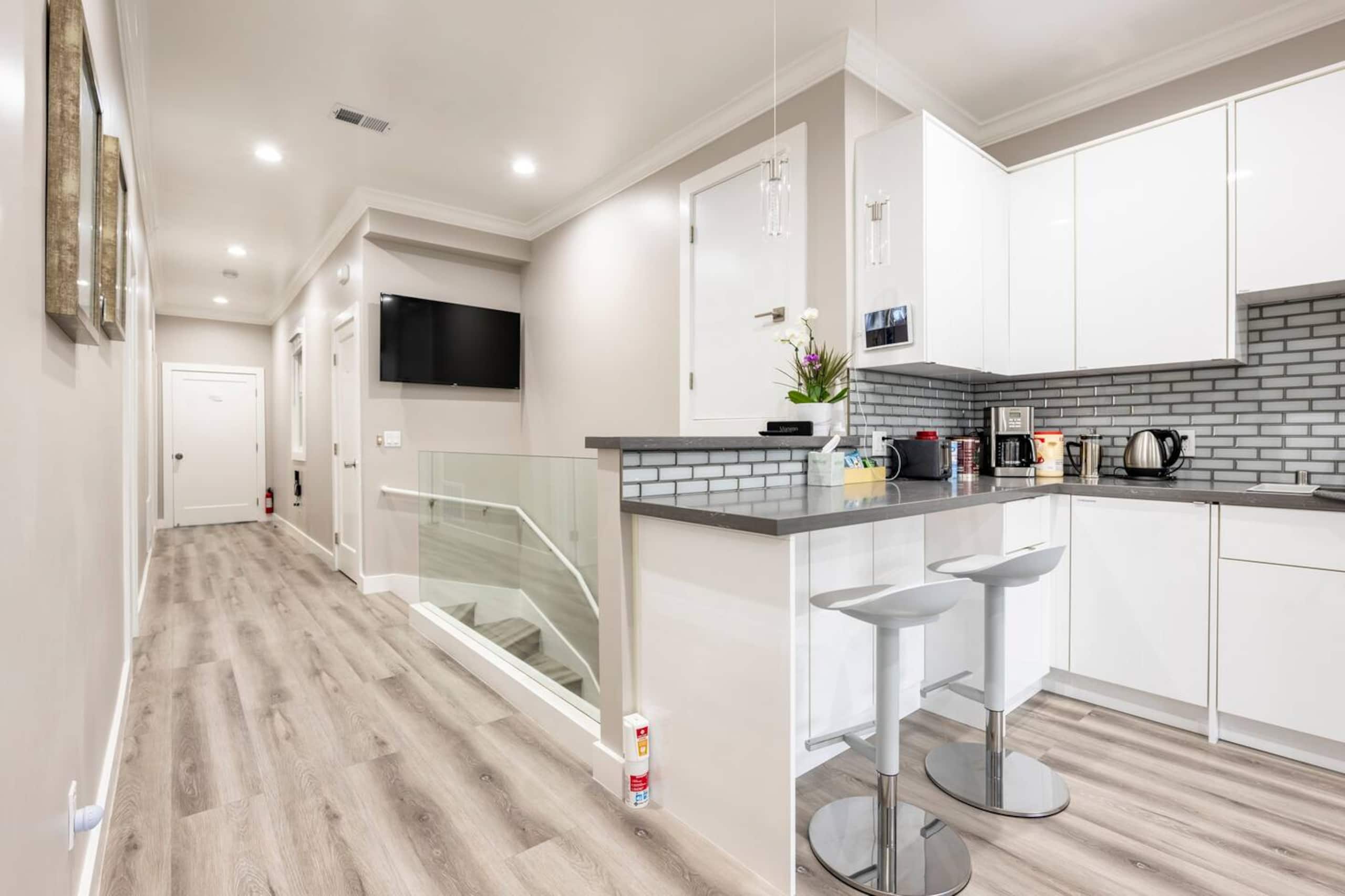 Townhouse in San Francisco · ★4.92 · 3 bedrooms · 3 beds · 3 baths - Image 5