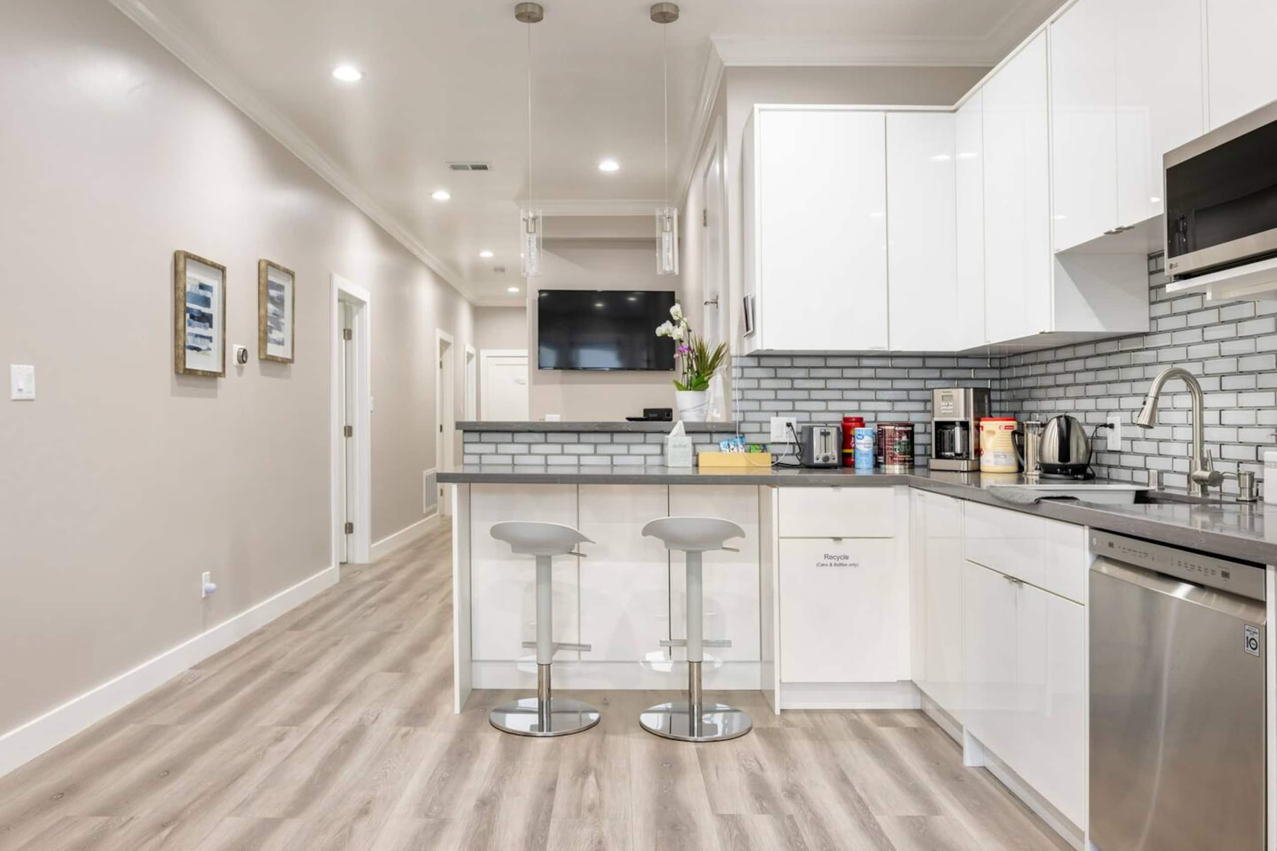 Townhouse in San Francisco · ★4.92 · 3 bedrooms · 3 beds · 3 baths - Image 8