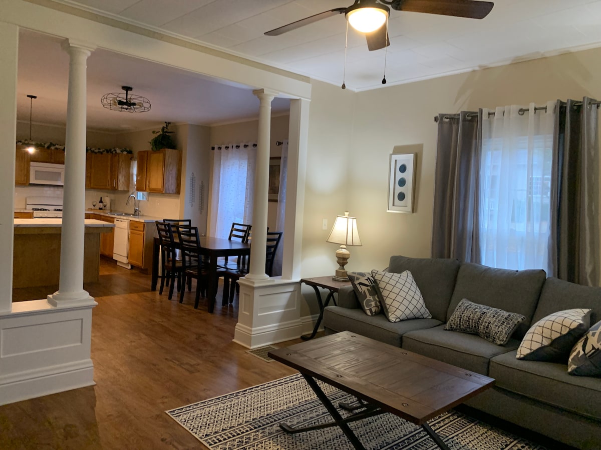 Our Little House Houses for Rent in Gillespie, Illinois, United