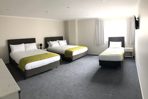 Family Room for 5