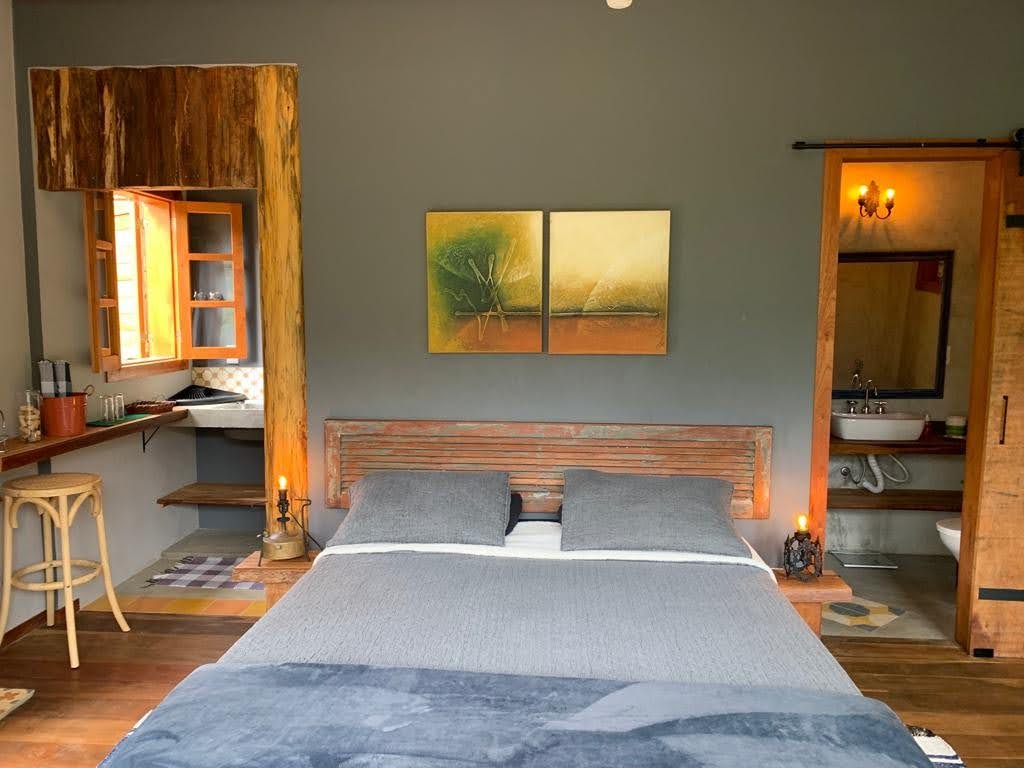 Ლამაზი სრული აპარტამენტი.