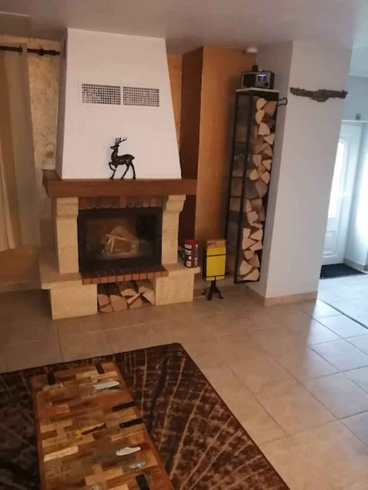 Gîte 1 Avec 2 Chambres, Pour Maximum 5 Personnes - Saulxures-sur-Moselotte