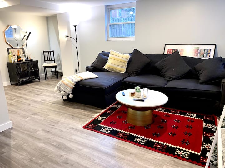 Lovely 1 bedroom apartment , minutes from NYC Apartments for Rent in