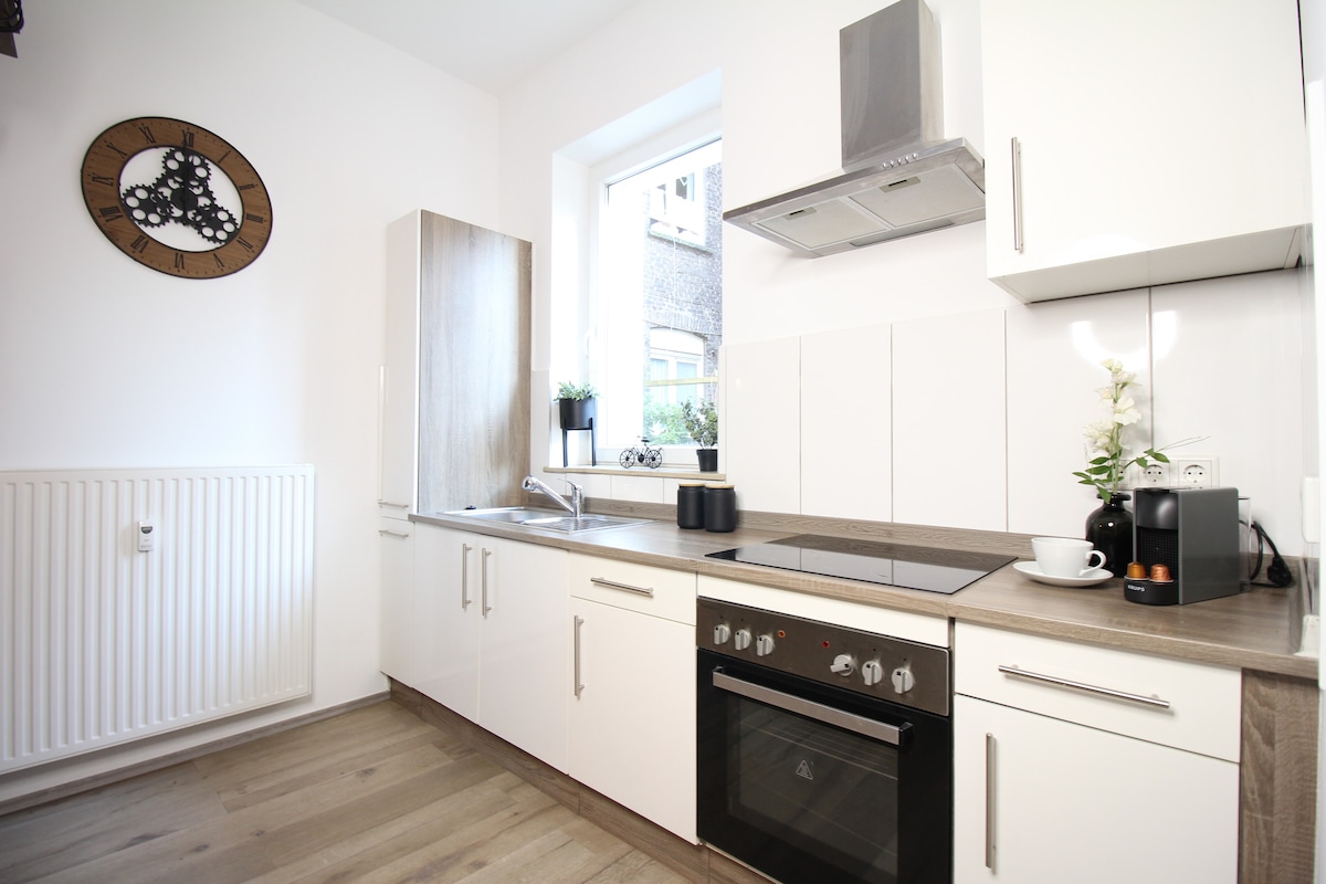 Successful Airbnb property: Studio-Indust:"JUNIK Apartments" Zentral/Netflix. in Neudorf Nord