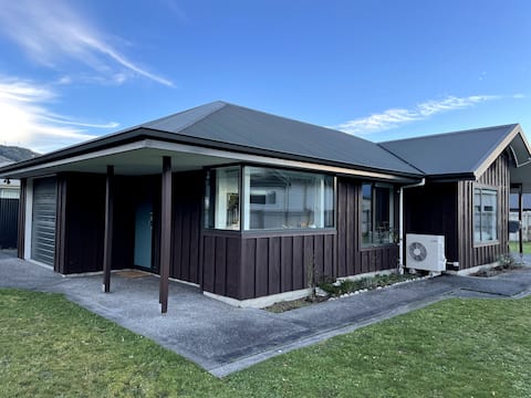 Home in Reefton