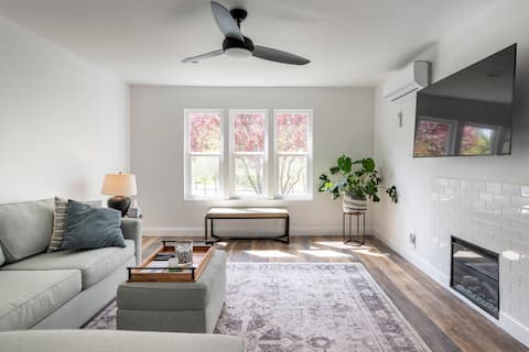 Hidden Gem Condo with Tranquil Pool