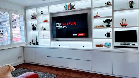 Family Friendly 4BR House w/ Netflix*Play Room