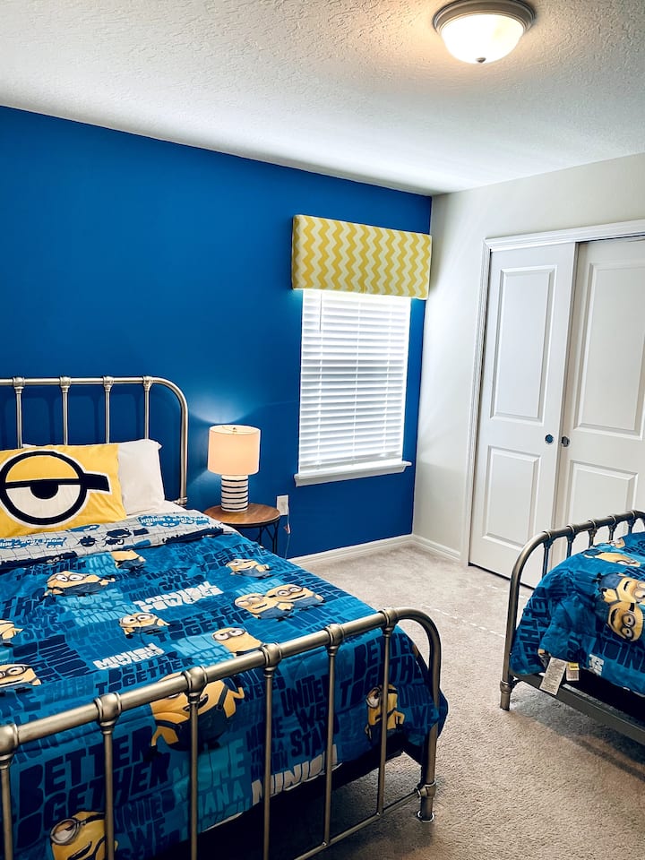 chumba cha minions - kamili + pacha