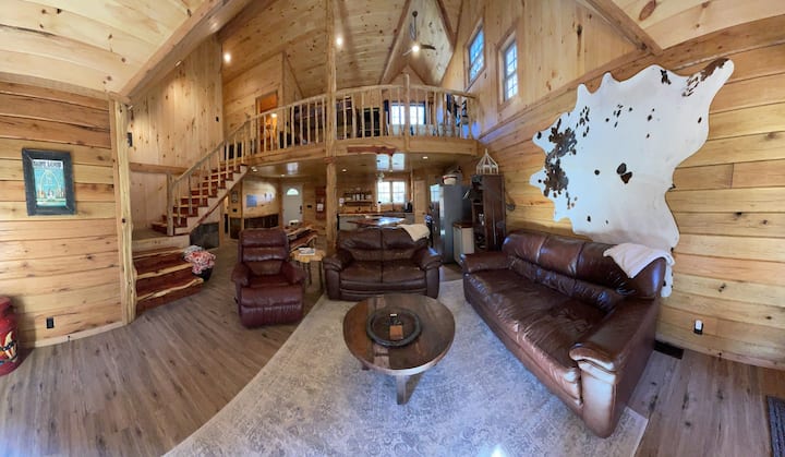 New!! Float, Golf, Hunt, Visit A Winery…relax! - Cuba, MO