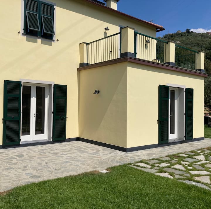 Large Garden Apartment Pitosforo+Melograno