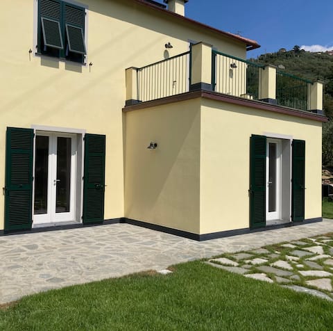 Large Garden Apartment Pitosforo+Melograno