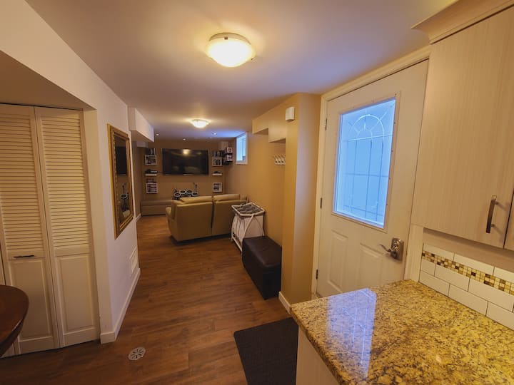 5 Star - 3 Bedroom Suite - Barrie