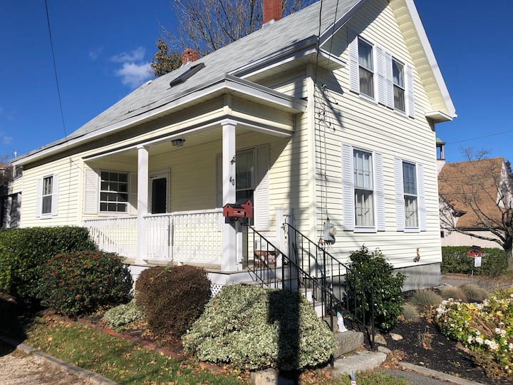 The O’Connor House Houses for Rent in Rockport, Massachusetts, United