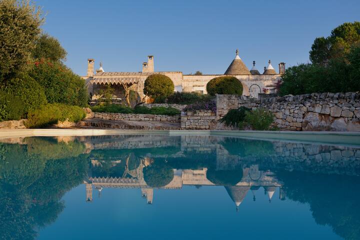Trullo Cavallerizza con piscina e SPA