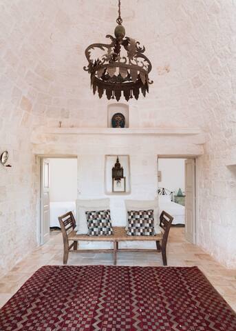 Trullo Cavallerizza con piscina e SPA gallery image 3