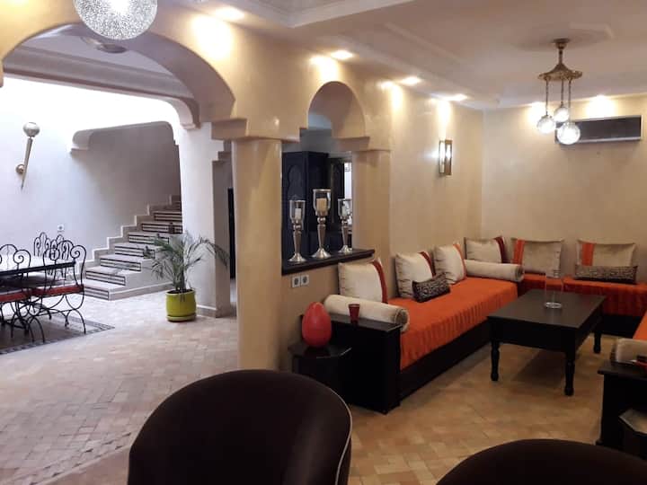 Magnifique Riad à 2 Pas Du Grand Souk D'agadir - 阿加迪爾
