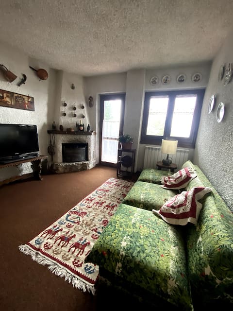 Beautiful home with view and box