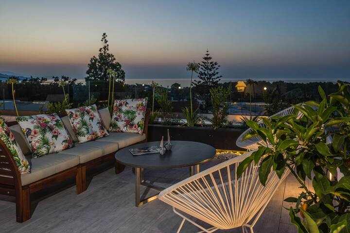 Al Vado Villa – Luxurious & Spacious 1min to beach gallery image 3