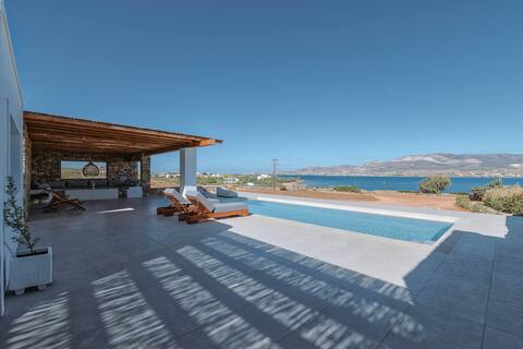 Villa Voras ( Panagia Antiparos)
