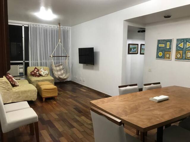 Lindo apto familiar 3 qtos ótimo local no Leblon