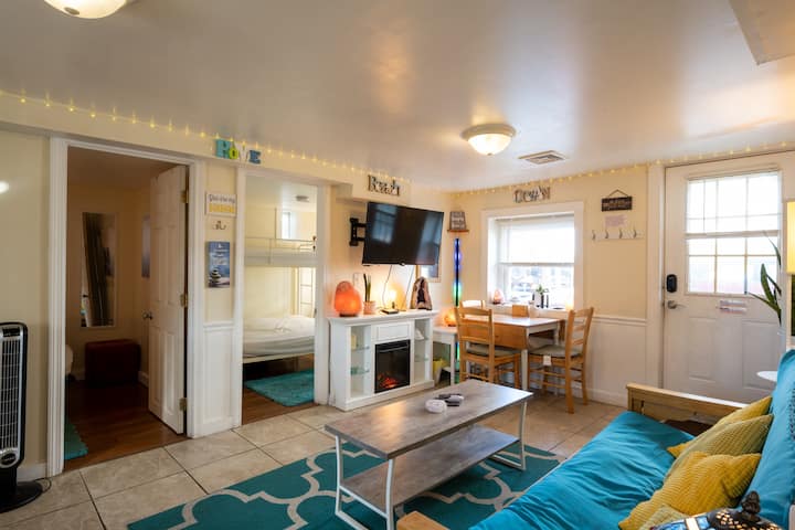 Beachside Getaway - 4br 2bath Heart Of Beach - Hampton Beach, NH