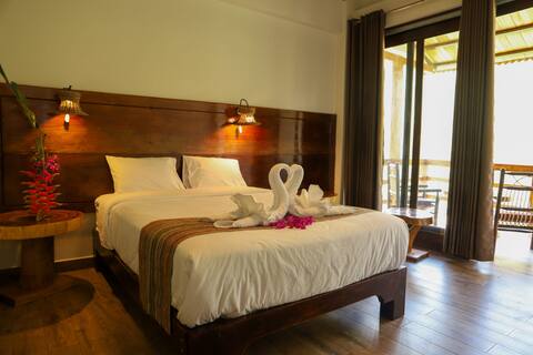Private room with great view in Santa Teresa. 102