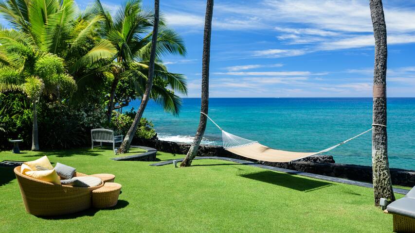 Luxurious Ocean Front Home gallery image 3