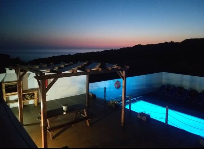 Seabreeze-Piscina -Vista mar-Near Ericeira gallery image 3