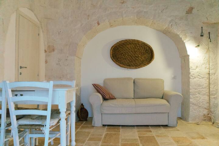 trullo Opuntia Ostuni con piscina privata e a/c gallery image 5