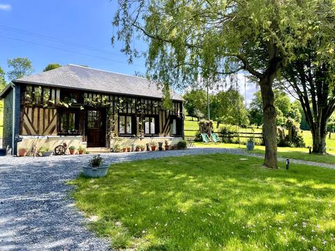 Charming Normandy house with outbuilding