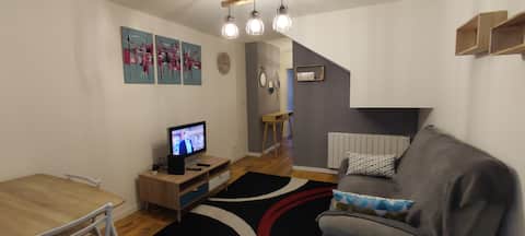 Popular Airbnb listing: Downtown - Les Cordeliers _ Thermes in Lons Le Saunier
