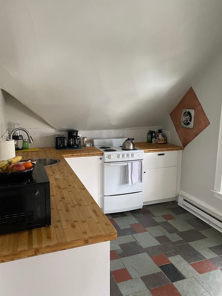 Lovely Spacious Apartment, 4 Blocks From Broadway - State of New York