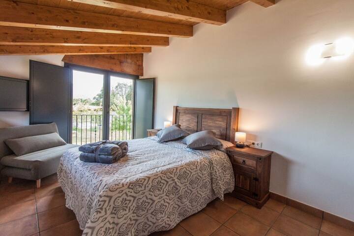 EXCLUSIVA CABANYA AMB PISCINA gallery image 3