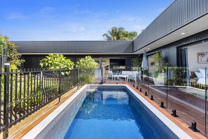 Stylish Home near Noosa & Peregian, walk to Beach gallery image 2