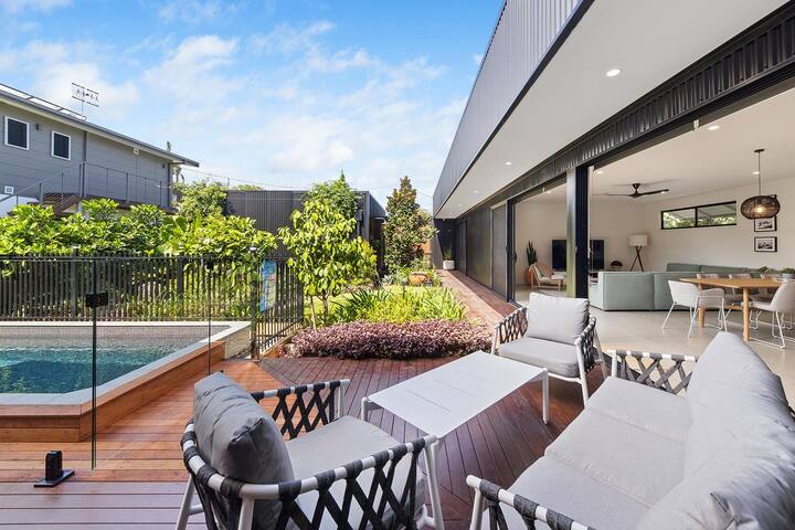 Stylish Home near Noosa & Peregian, walk to Beach gallery image 4