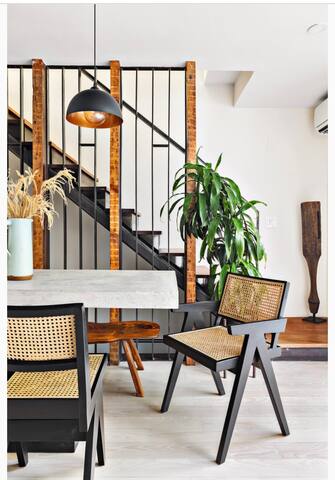 Modern 2 bedroom townhouse with garden gallery image 3