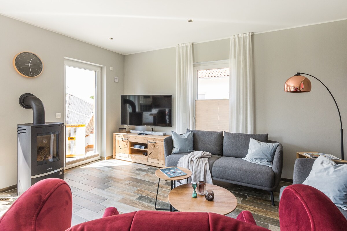 Anuncio de Airbnb popular: Eisvogel am See vacation home with sauna and fireplace en Krakow Am See