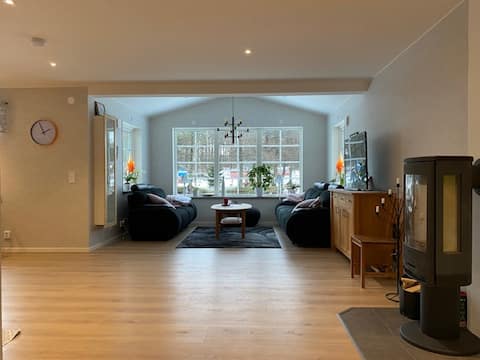 Top performing Airbnb: Newly-built cottage with fantastic location by Ronnebyån! in Tingsryd